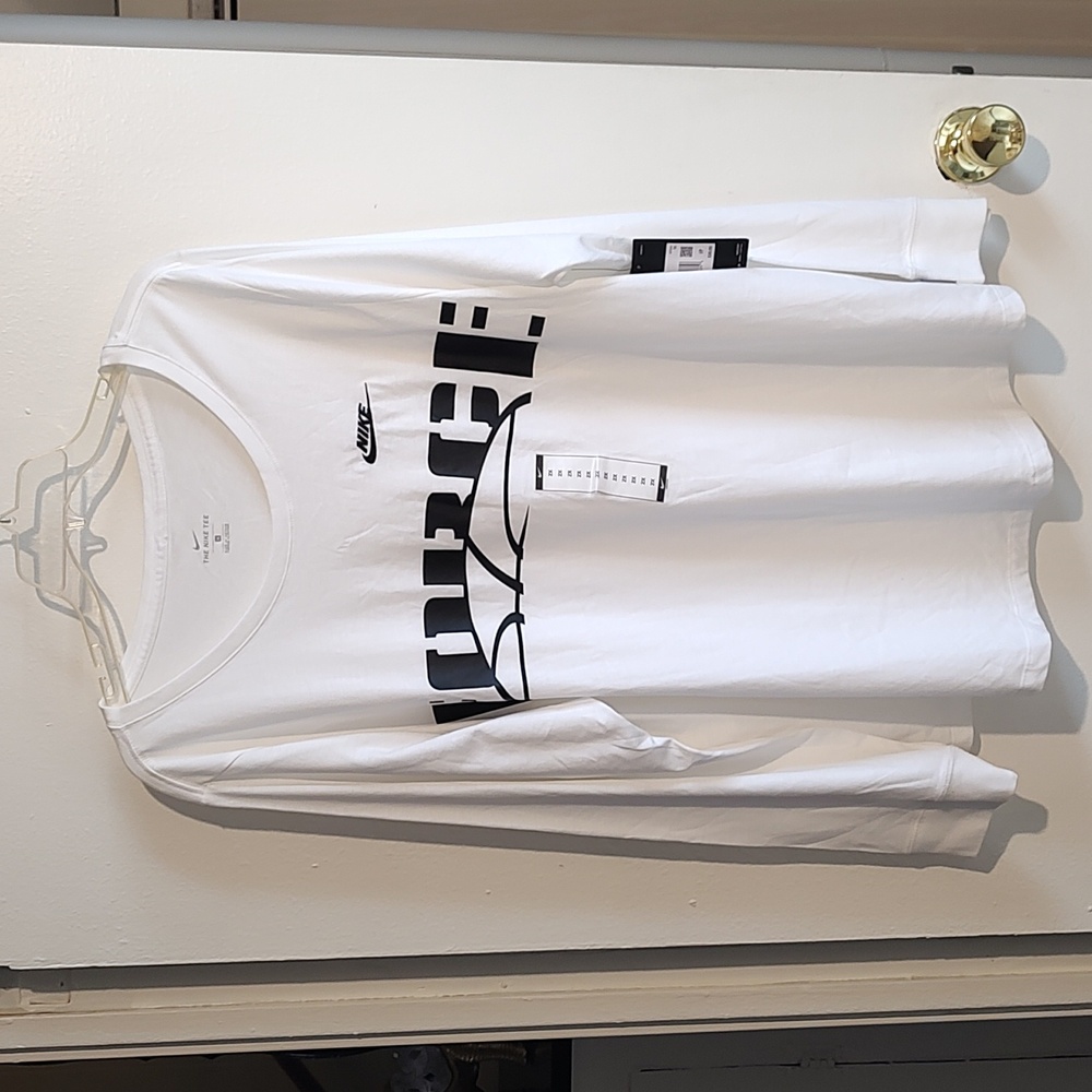 Nike (Force) Women's Standard Fit Ladies White T-Shirt Size 2X Make An Offer